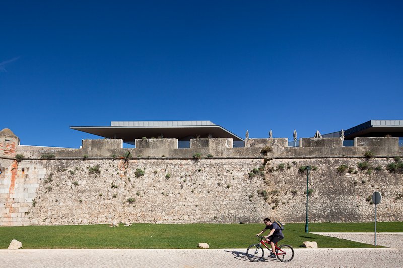 Reconversion of citadel of cascais / gonçalo byrne, joao gois and david sinclair