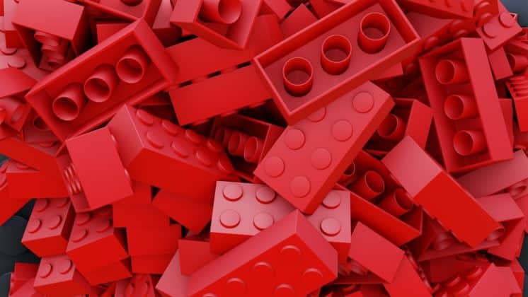 Can I Repair A Broken LEGO Brick With Glue? - Homesthetics