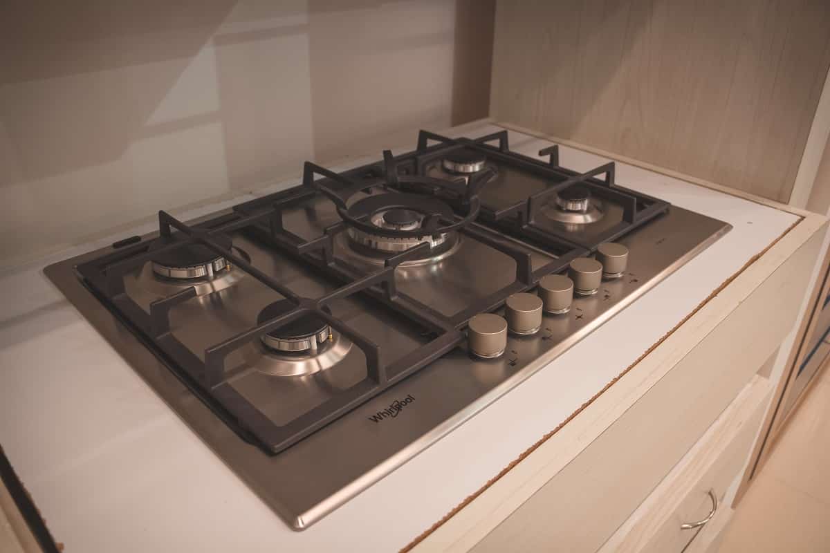 5 Best Downdraft Cooktops Reviews + Guide