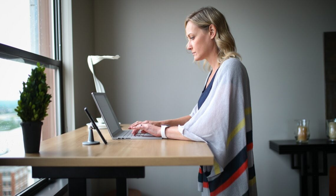 Jarvis Bamboo Standing Desk Review