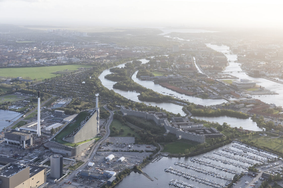 Copenhill energy plant and urban recreation center - big - © laurian ghinitoiu