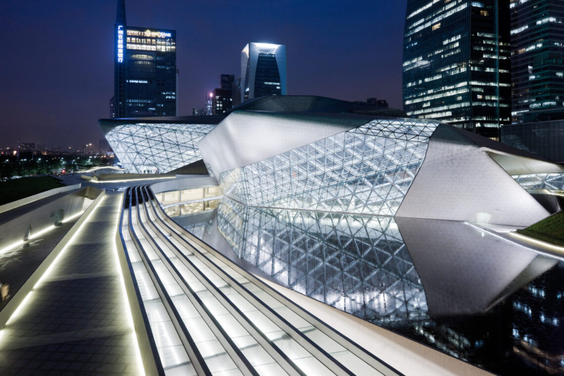 Guangzhou opera house - zaha hadid architects - © iwan baan