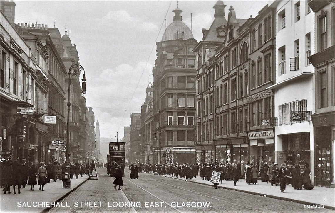 Sauchiehall street, glasgow, around 1914 looking east. The willow tearooms is shown on the right - charles rennie mackintosh