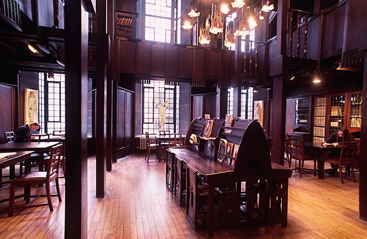 The interior of the library at the glasgow school of art - charles rennie mackintosh