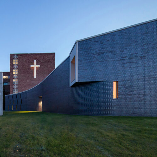 St. Mary chapel / ply+ architects