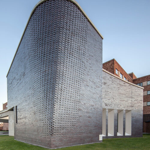 St. Mary chapel / ply+ architects