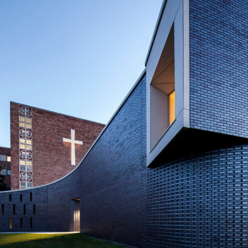 St. Mary chapel / ply+ architects