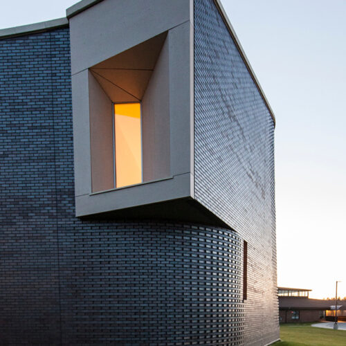 St. Mary chapel / ply+ architects