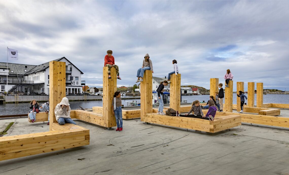 The sisters / fedje nomadic park benches / saunders architecture