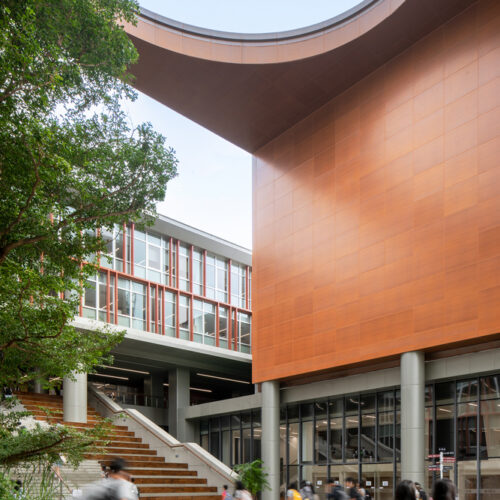 American international school of guangzhou science park campus / perkins&will