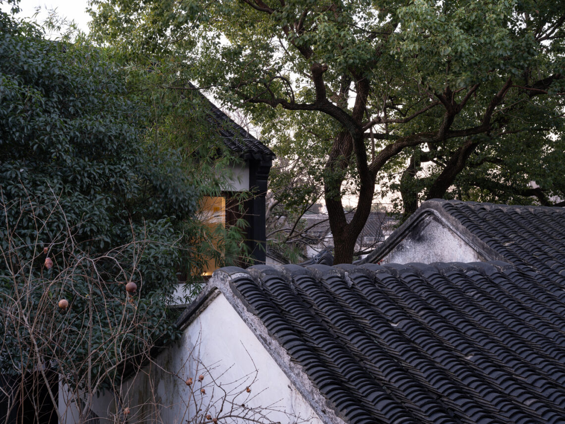 Jiangnan house changyuan in suzhou / atelier deshaus