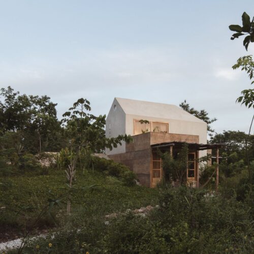 Galopina wild house / taco taller de arquitectura contextual