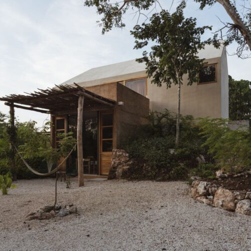 Galopina wild house / taco taller de arquitectura contextual