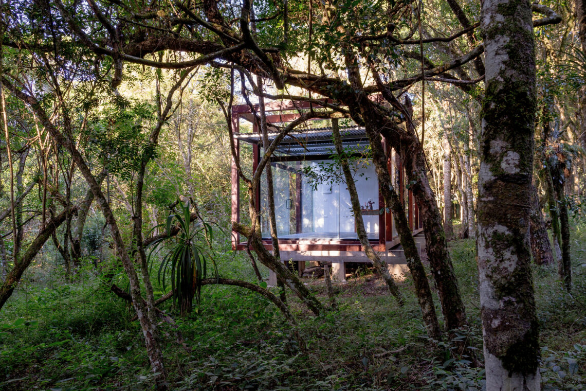 Guaju Pavilion / YVA Arquitetura