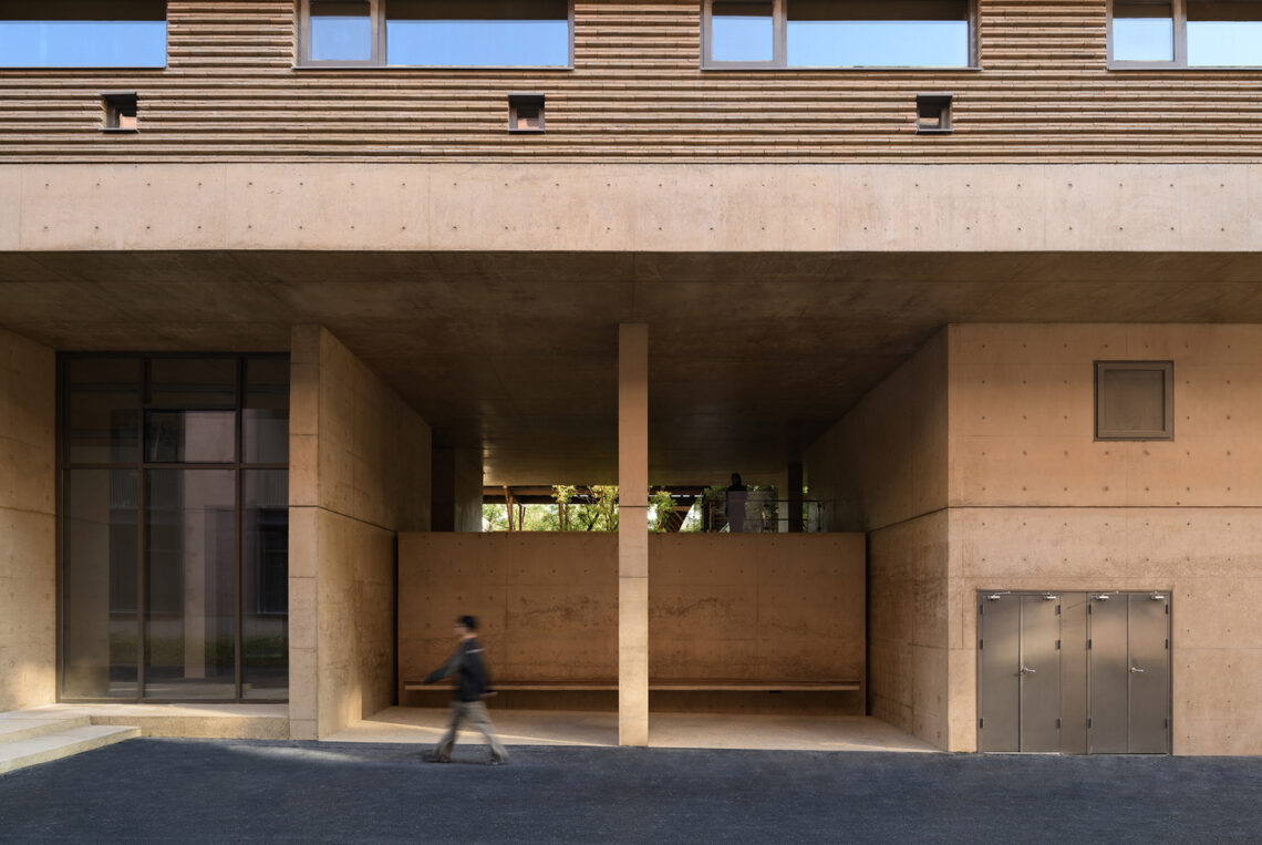 Jingyang camphor court / vector architects