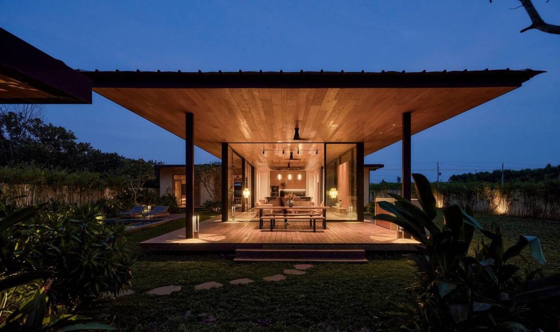 Sustainable Weekend Villa / T3 ARCHITECTS