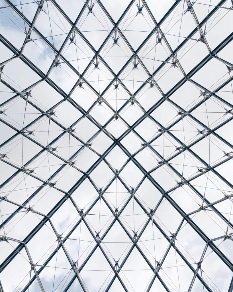 Detail, the louvre pyramid, paris - i. M. Pei - © ashley whitlatch