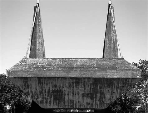 Exhibition center of the administrative center of bahia, bahia, brazil, 1974, by joão filgueiras lima