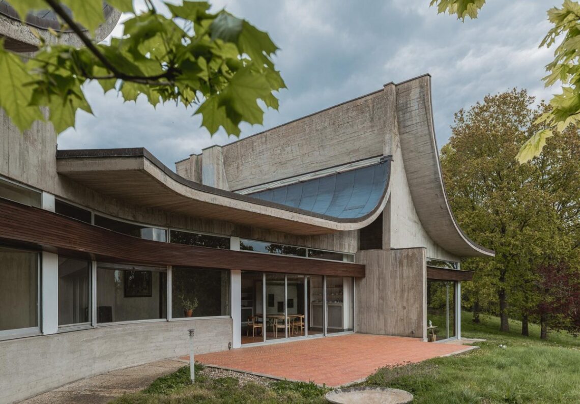 Maison Bordeaux Le Pecq / Claude Parent