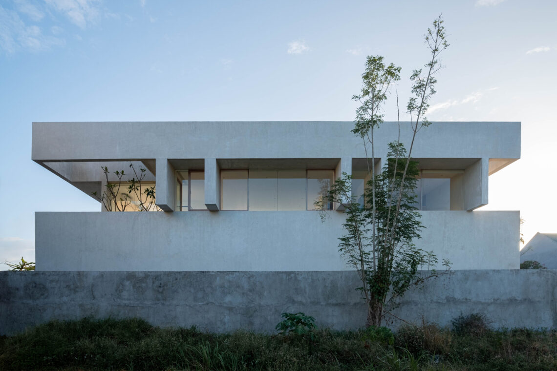 Through house / jim caumeron design