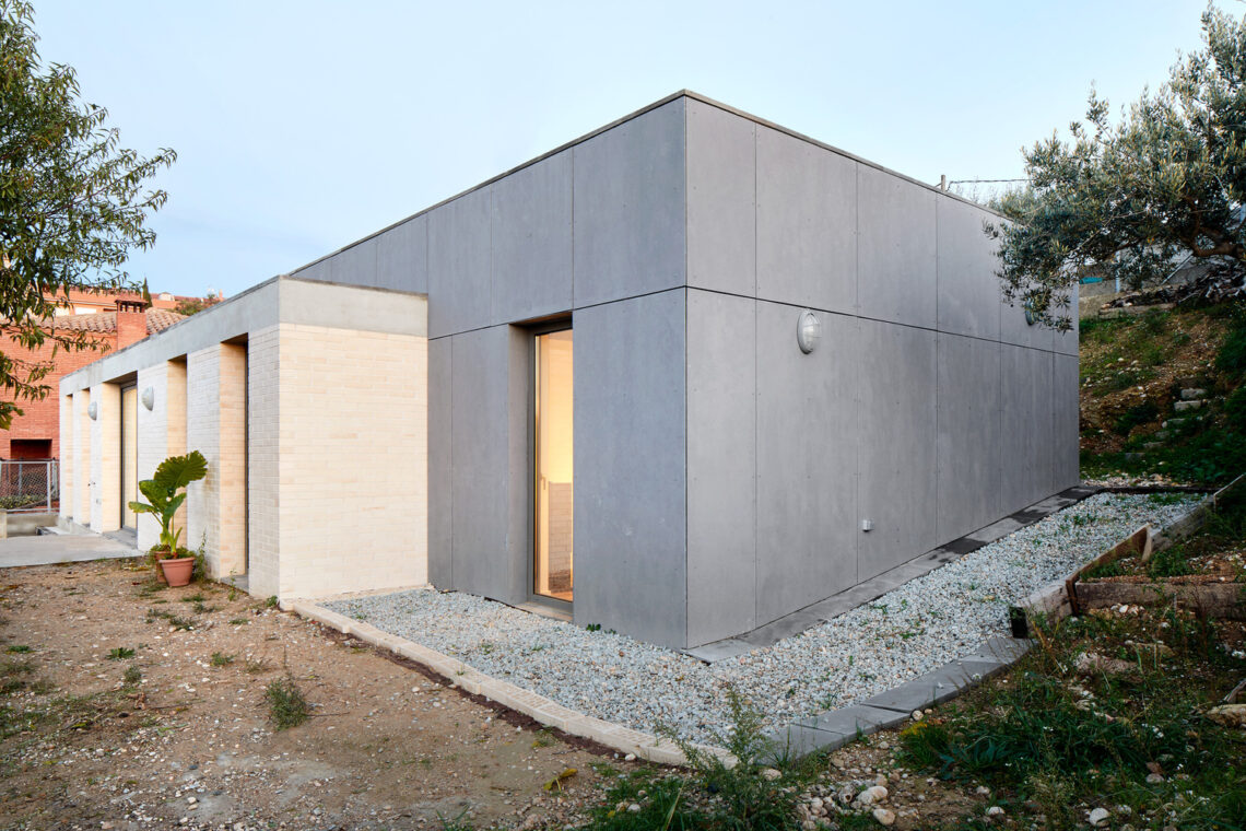 Marian. Family house in ullastrell / carles marcos