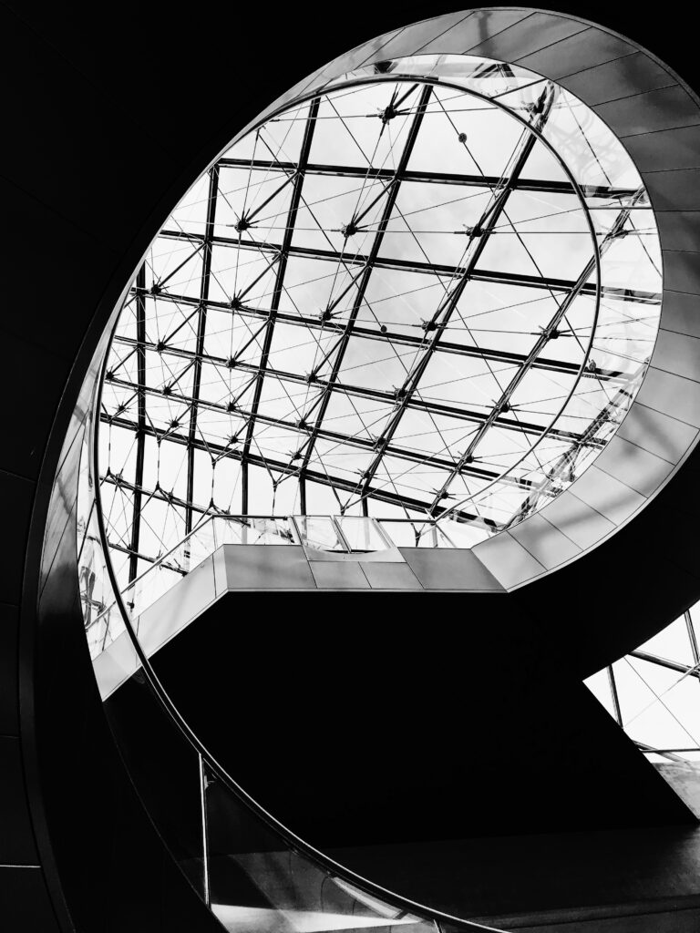 View form the interior staircase, the louvre pyramid, paris - i. M. Pei - © matheus frade
