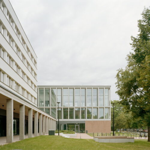 Bbu library and student center / gereben marián architects