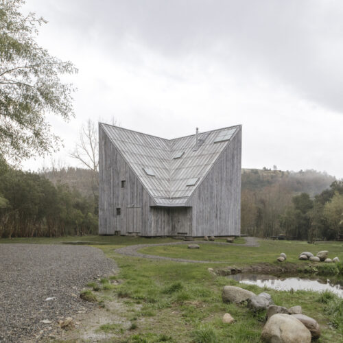 Humo house / iván bravo arquitectos