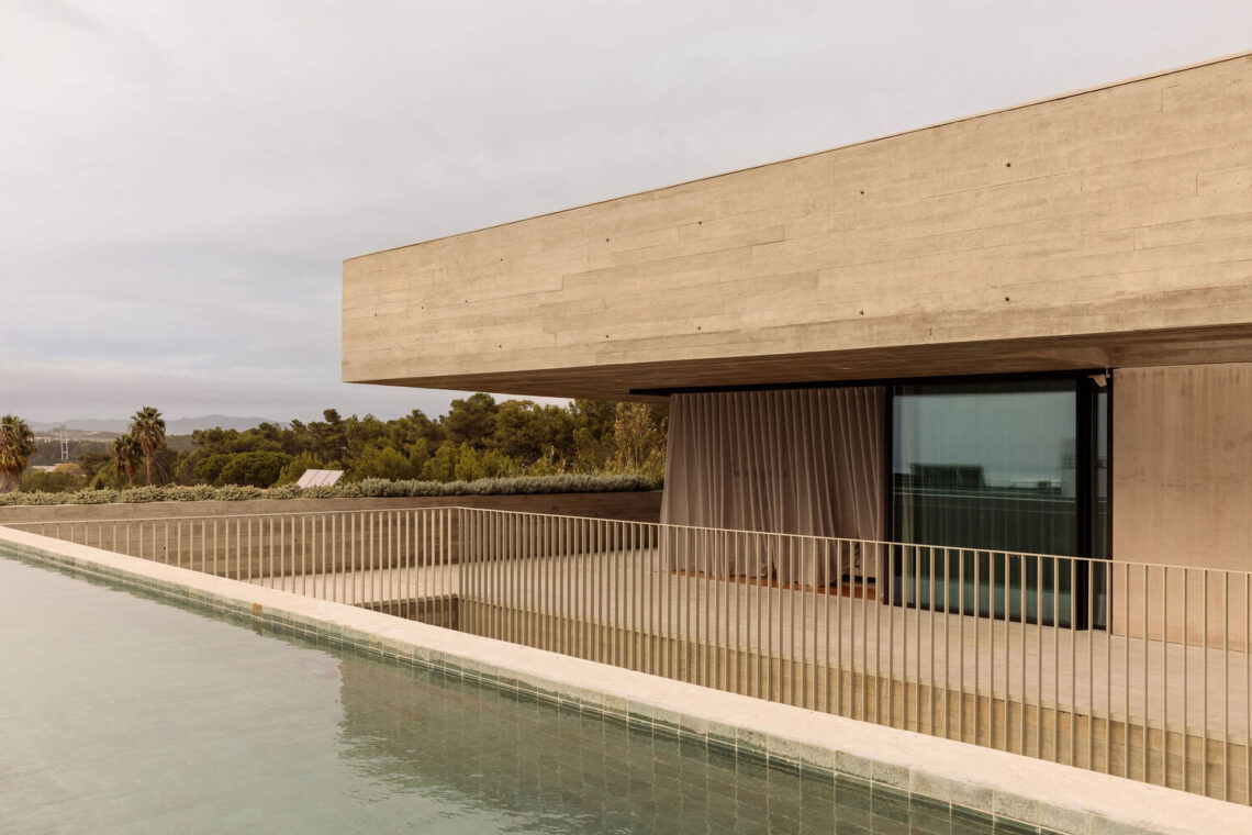 House in sara beirão street / sia arquitectura