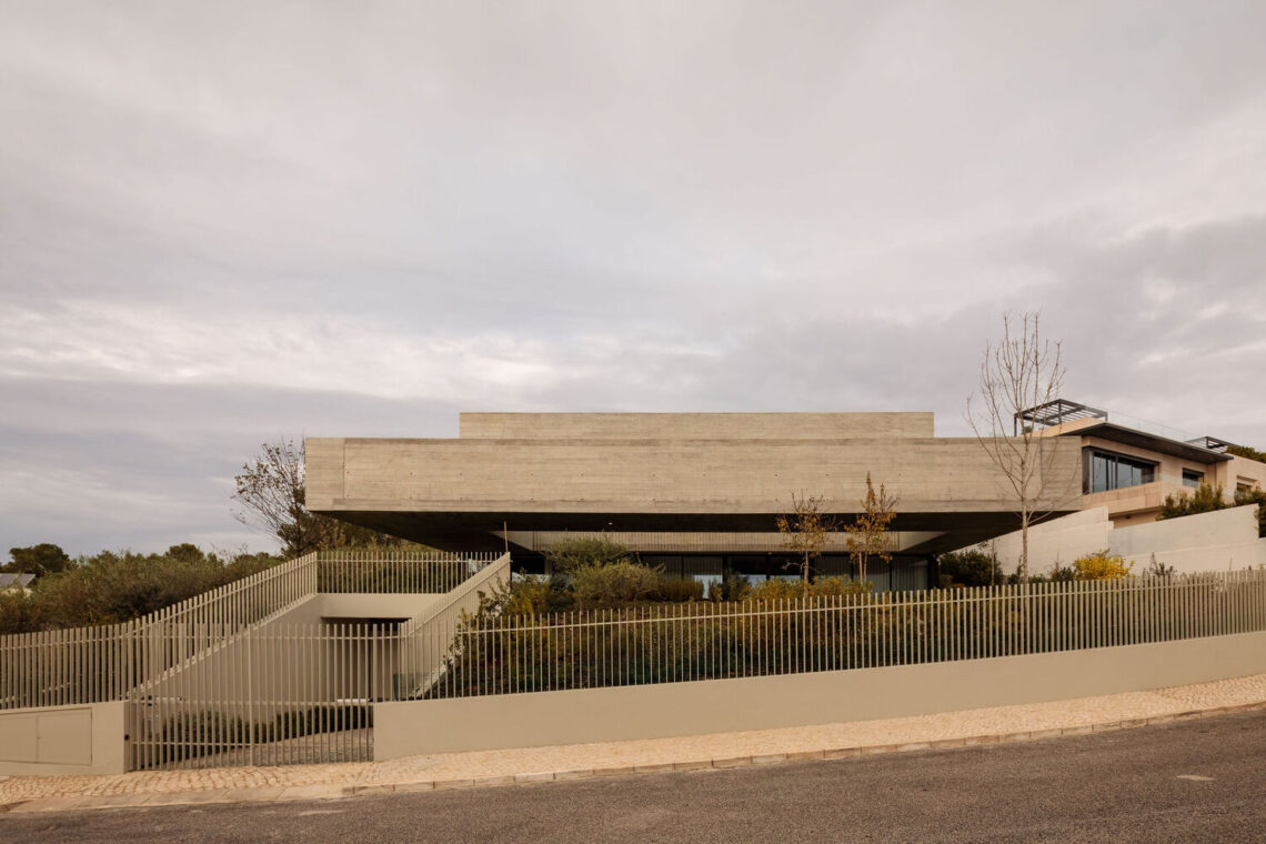 House in sara beirão street / sia arquitectura