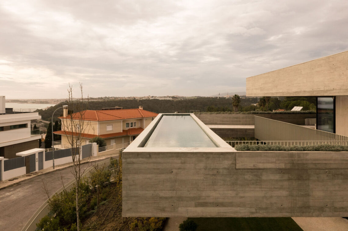 House in sara beirão street / sia arquitectura