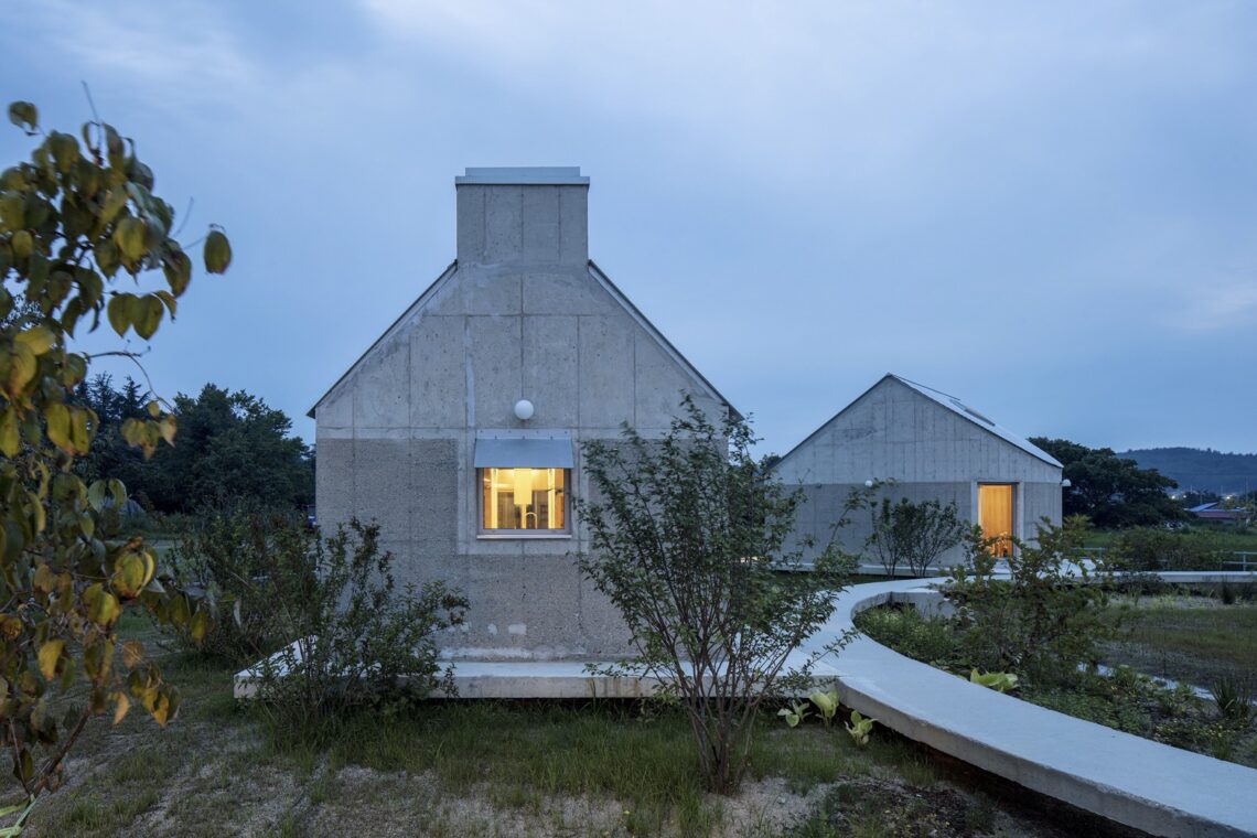 Hoji gangneung houses / aoa architects