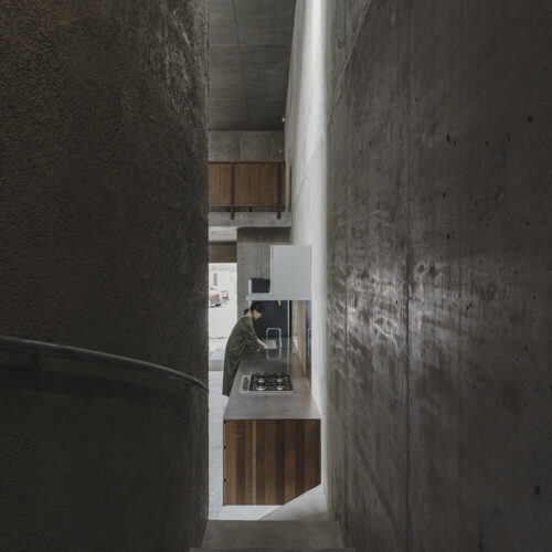 House in nishizaki / studio cochi architects