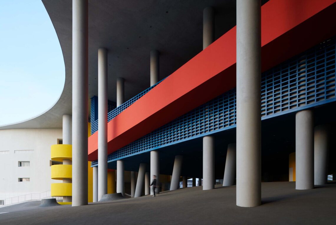 Haikou jiangdong huandao experimental school / tao (trace architecture office)