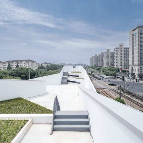 Shanghai's new horizon high land park & civic center / urban architecture