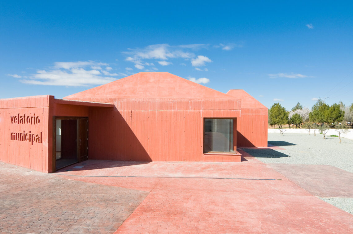 Municipal tanatory / diaz romero arquitectos