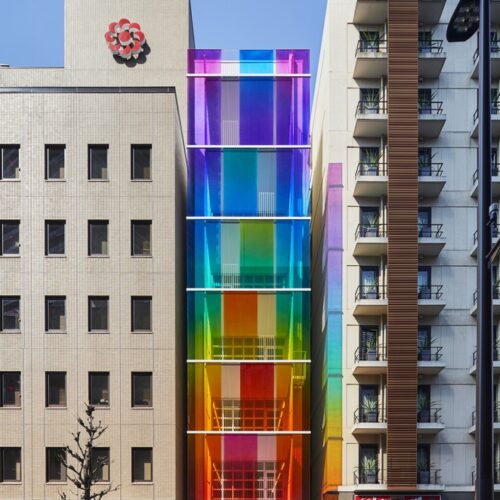 Vertical rainbow office building / sako architects