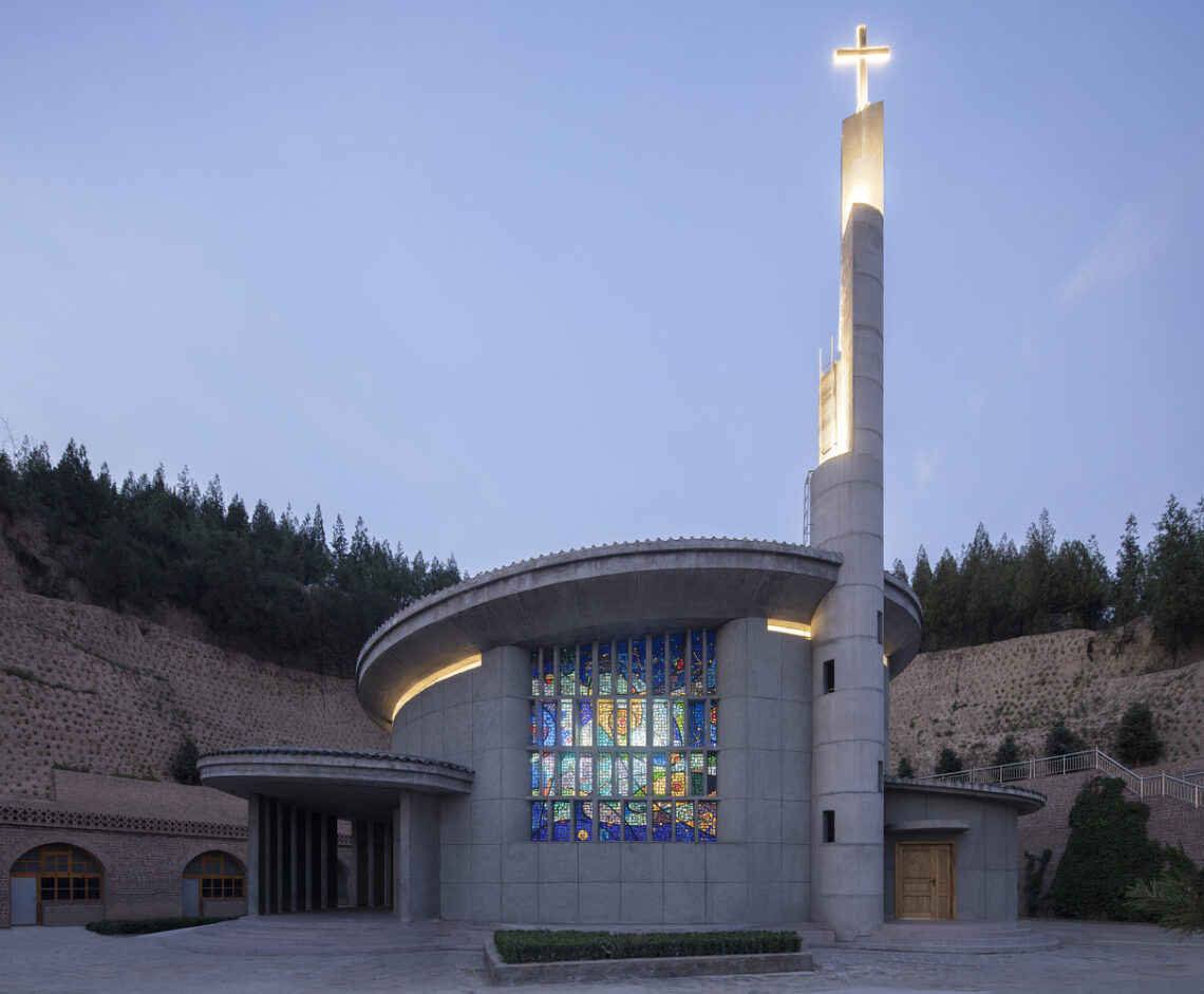 Liulin catholic church / leeko studio