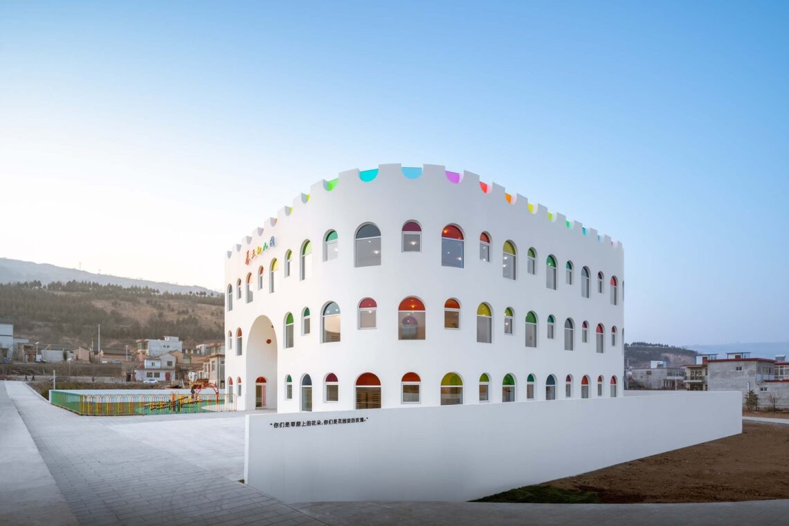 Kaleidoscope Kindergarten / SAKO Architects