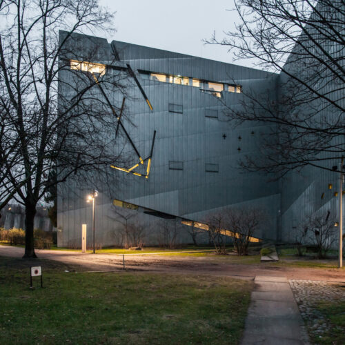 Jewish museum berlin / studio libeskind | classics on architecture lab