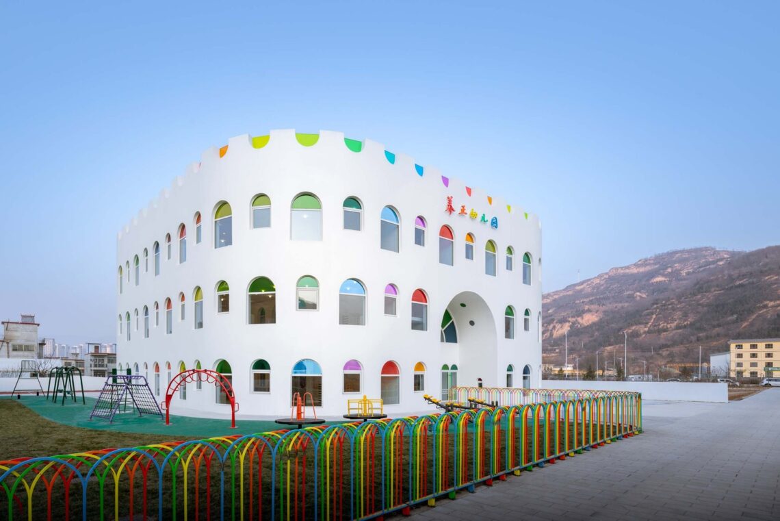 Kaleidoscope Kindergarten / SAKO Architects