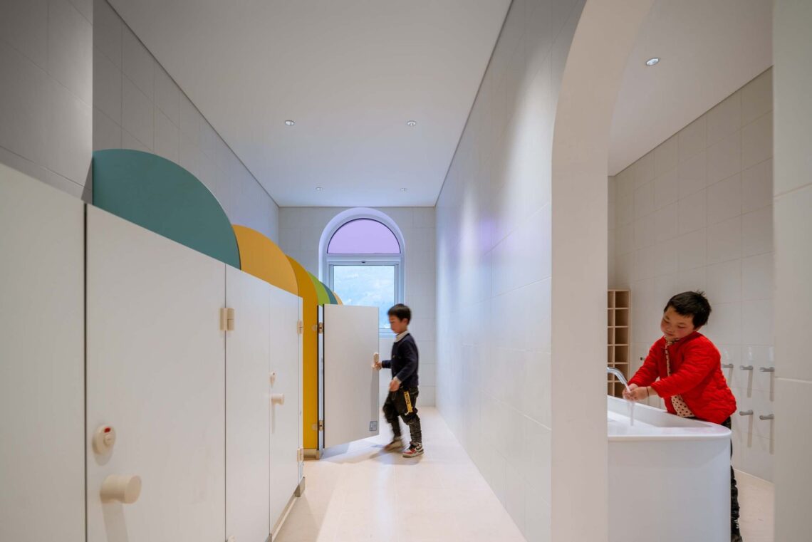 Kaleidoscope Kindergarten / SAKO Architects