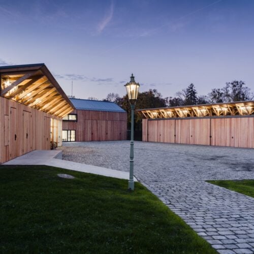 Gardening Center in The Chateau Gardens Complex / Architekti DRNH