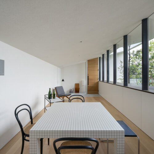 House in kawachinagano / arbol