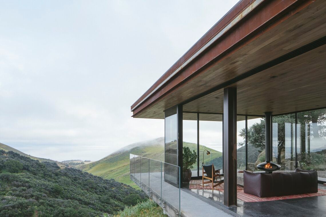 Off-Grid Guest House / Anacapa Architecture