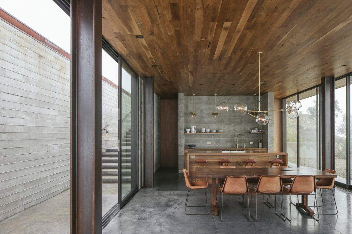 Off-Grid Guest House / Anacapa Architecture