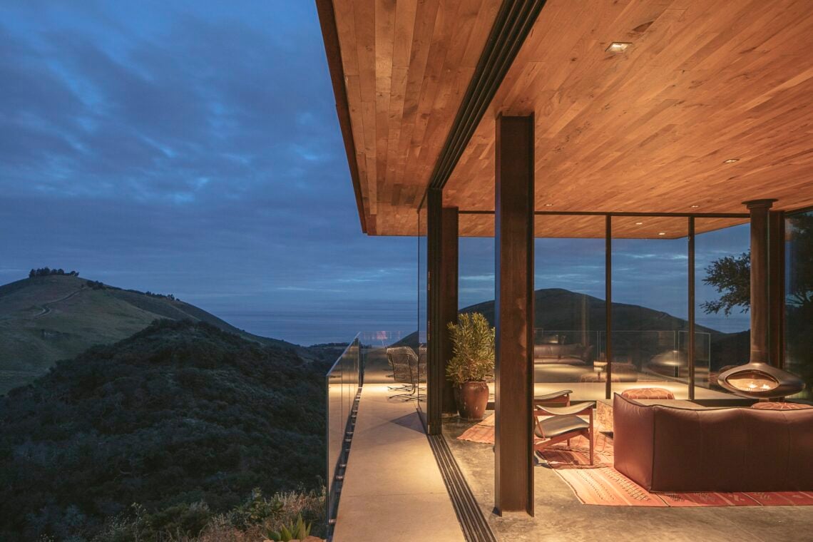 Off-Grid Guest House / Anacapa Architecture