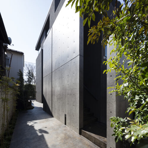 Okm / artechnic architects