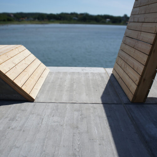 Bathing pier in askim bay / manofactory ab