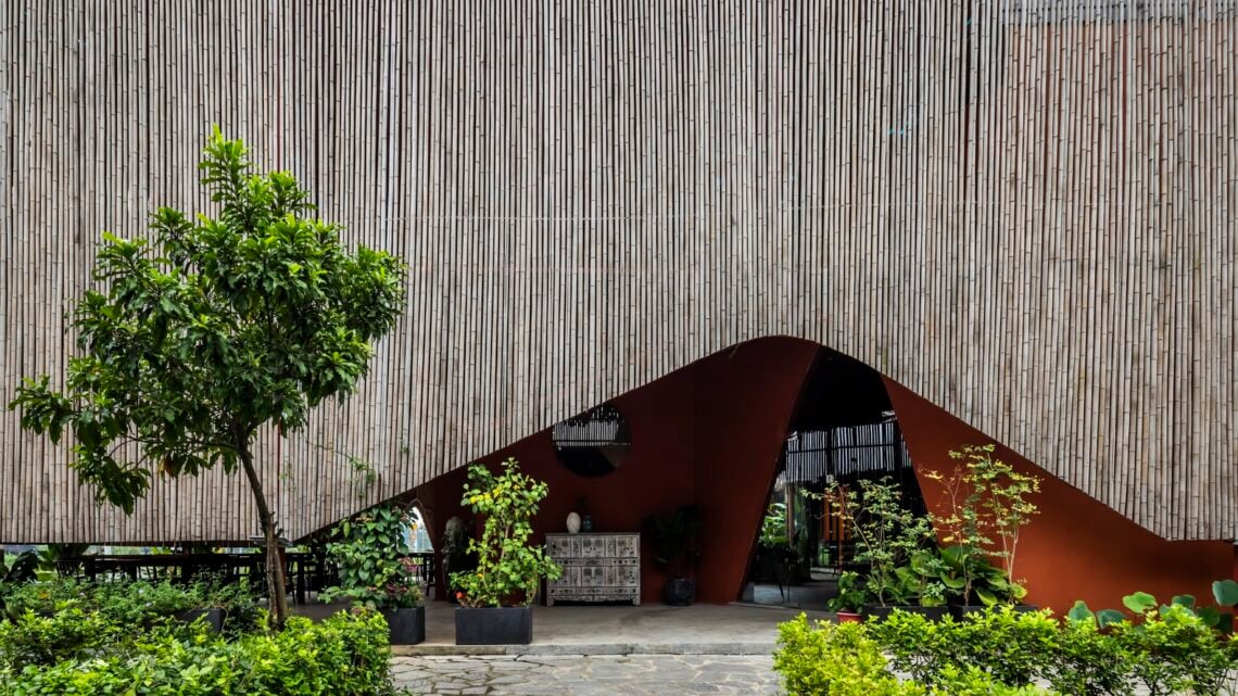 Nhà Tú Garden Restaurant / Long Nguyen Design